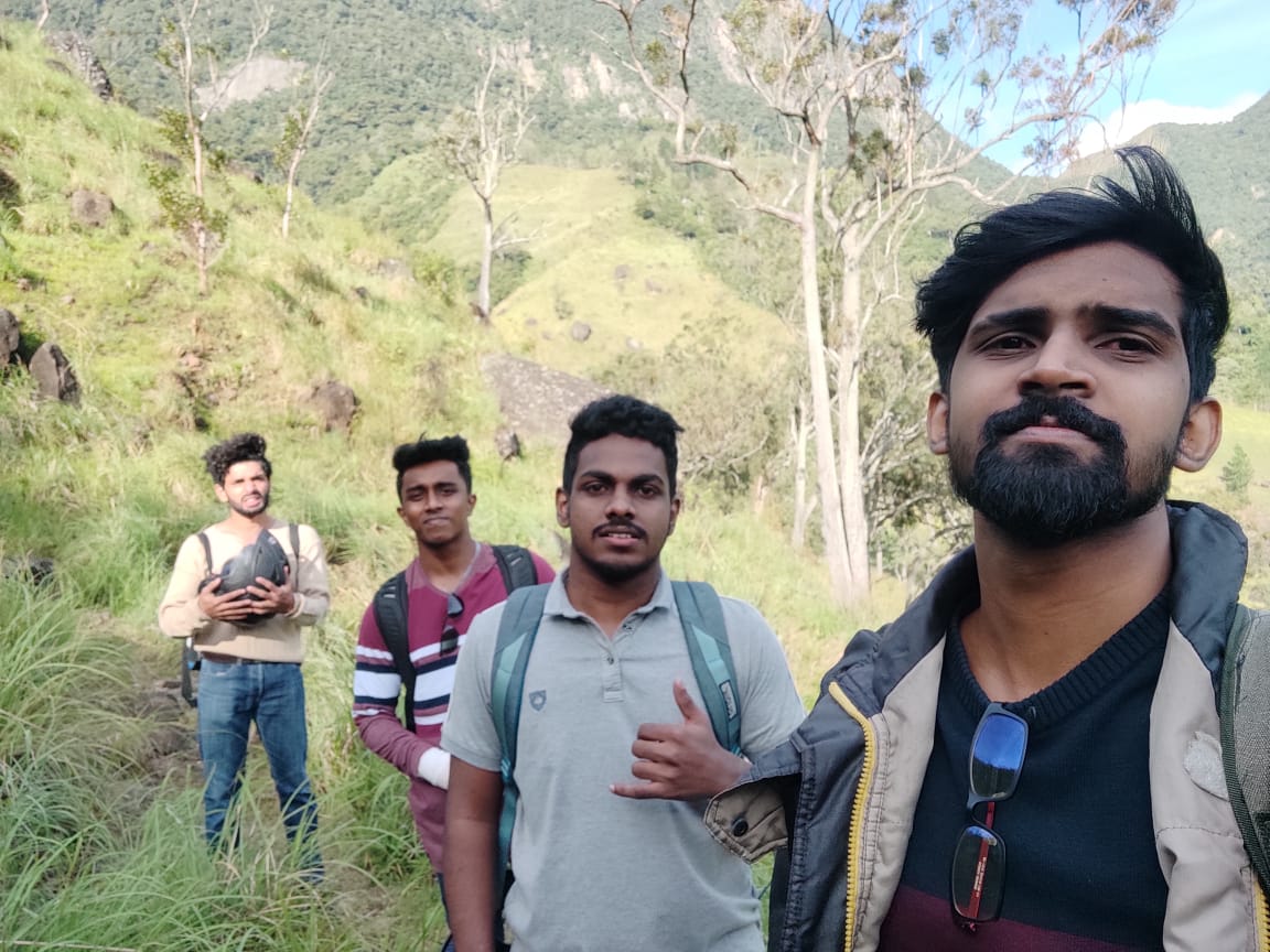 On the way to Lanka Ella